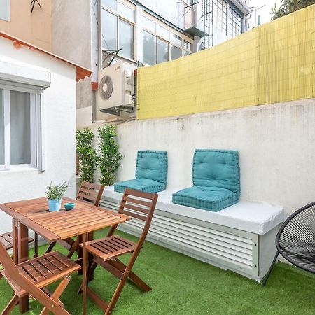 Sunny Apartment With Patio, By Timecooler リスボン エクステリア 写真