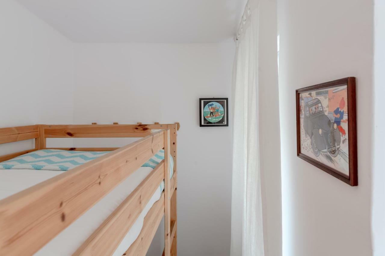 Sunny Apartment With Patio, By Timecooler リスボン エクステリア 写真