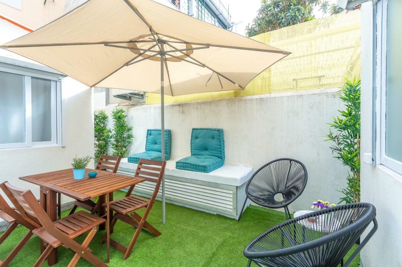 Sunny Apartment With Patio, By Timecooler リスボン エクステリア 写真